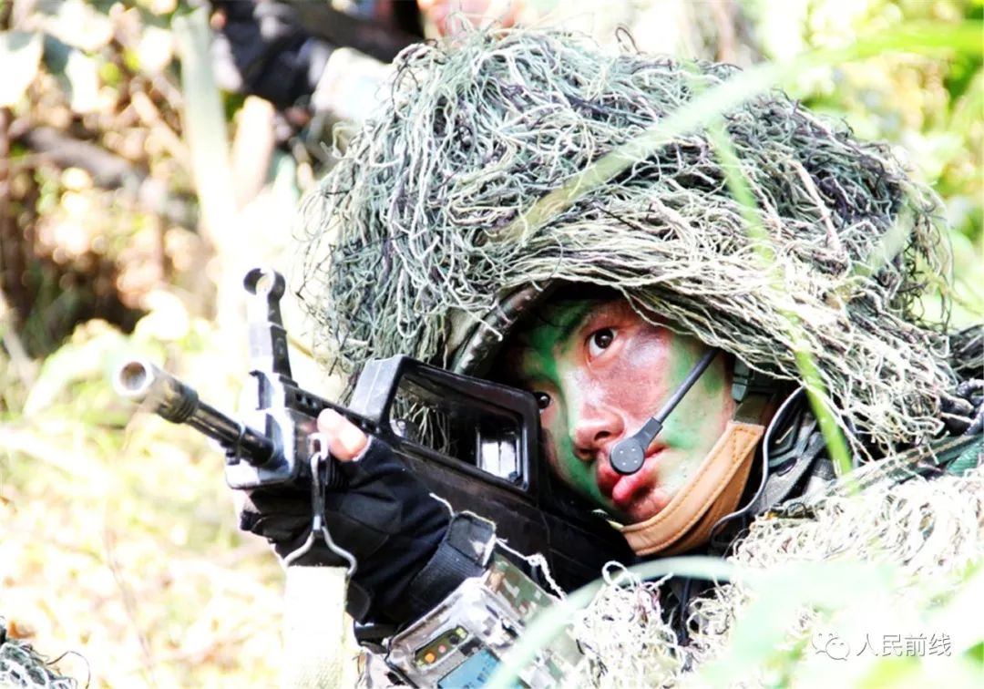 真实的特战女兵,首批特战女兵