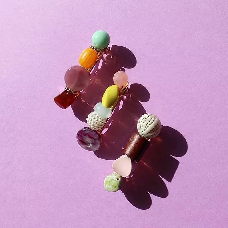 我最近|不戴Bra都没关系,不戴发夹不能出门……