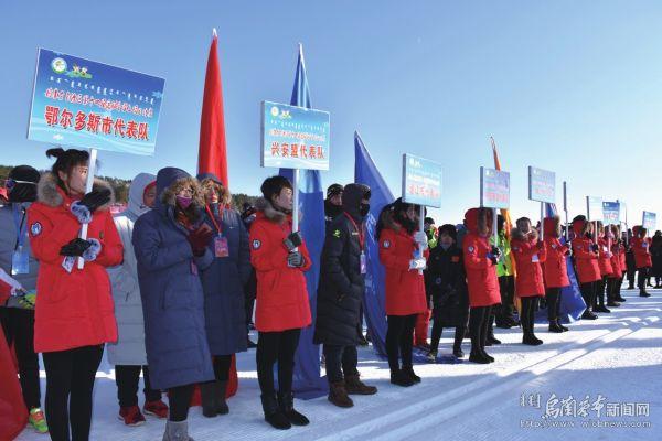 加快体育事业发展,加快发展体育产业