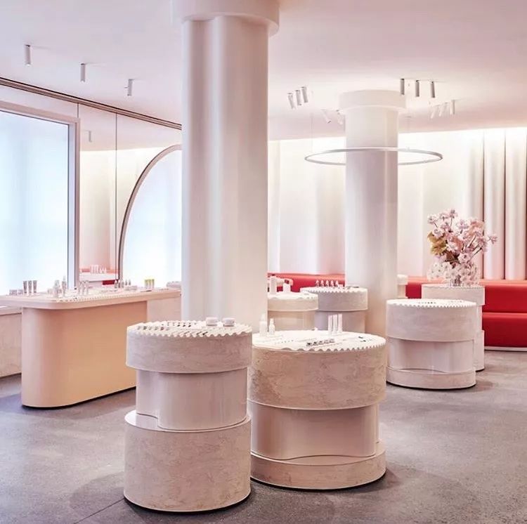 新年不想撞妆,该拿出压箱底的5个小众品牌了!