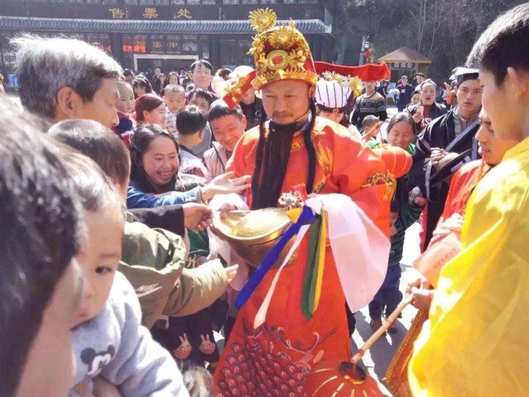 外省人如何游织金洞免费,织金洞半价游玩