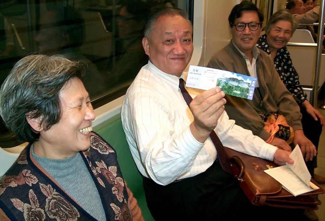 10年前的上海和今天的上海,1990的上海图文