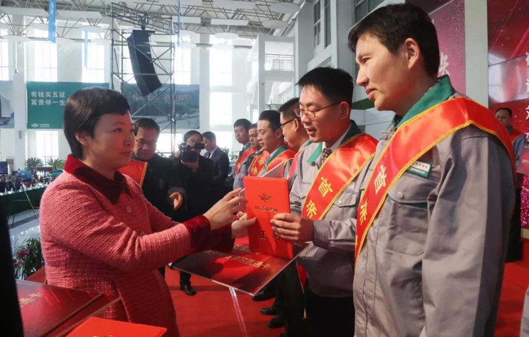 他们为何在表彰会上“讲故事”——五征集团2018年度总结表彰会力奏人才战略强音