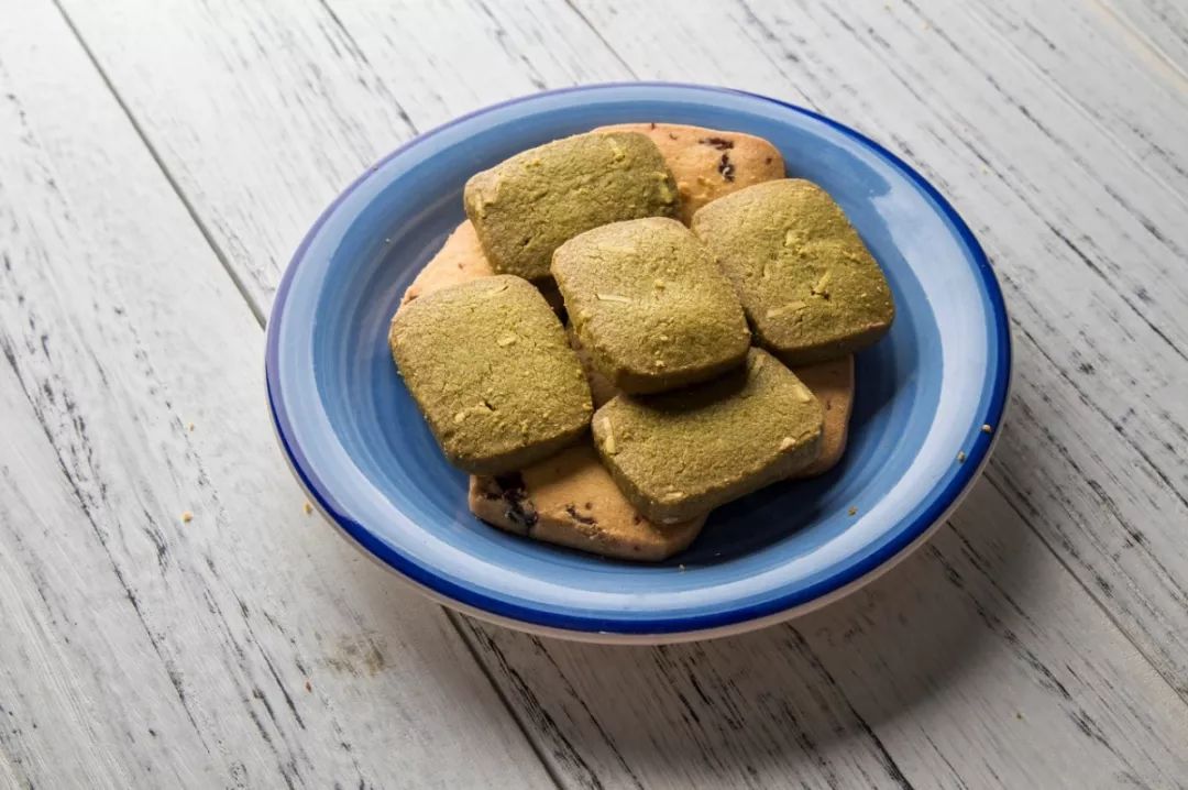 春节买什么礼物好送人,春节送什么礼物有面子还便宜