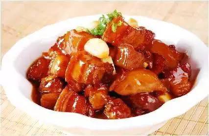 年味儿红红火火又一年,胡同红烧肉