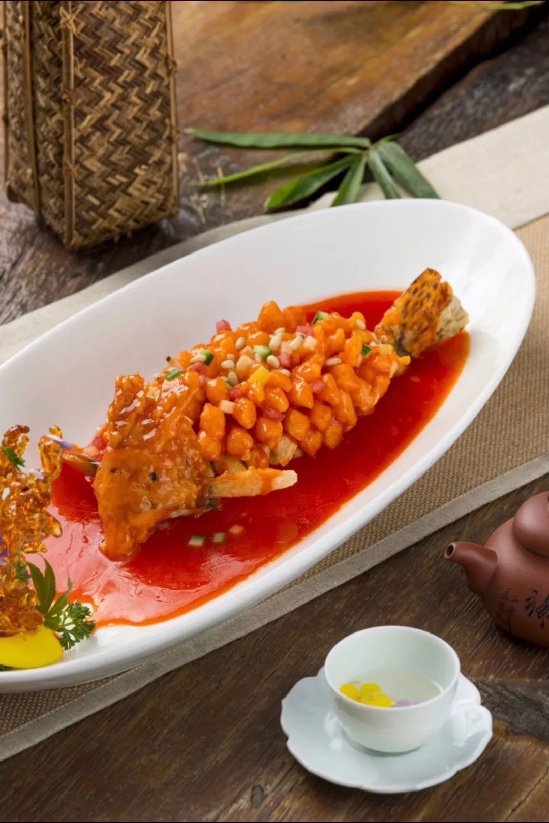 春节礼包第3弹！红公馆+云几+六朝松1900元霸王餐！