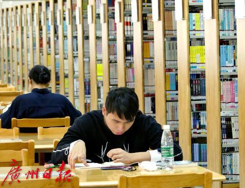 旅游热门城市一房难求,一房难求旅游景点