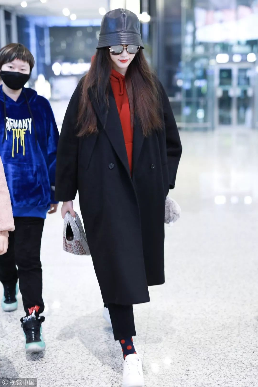 要想生活过得去必须自己要努力,要想生活过得去必须出去