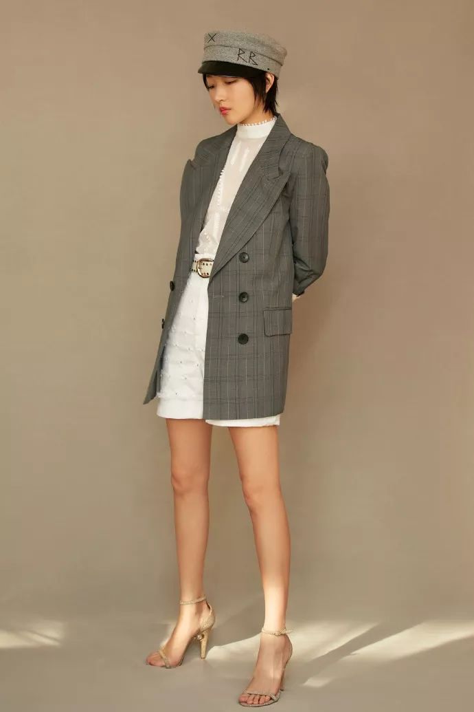 要想生活过得去必须自己要努力,要想生活过得去必须出去