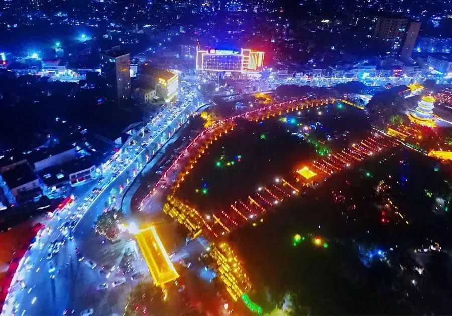 震撼南京灯光秀,玄武山最新景点