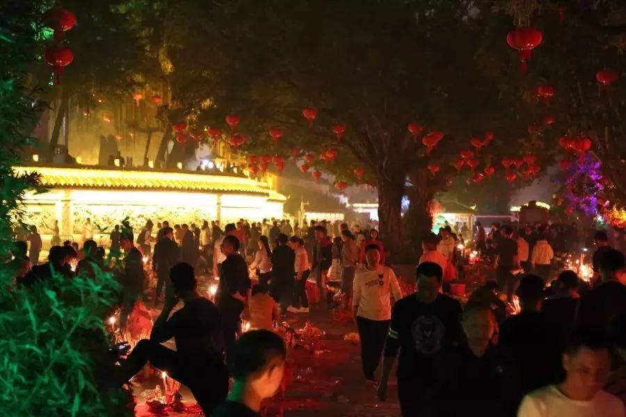 震撼南京灯光秀,玄武山最新景点