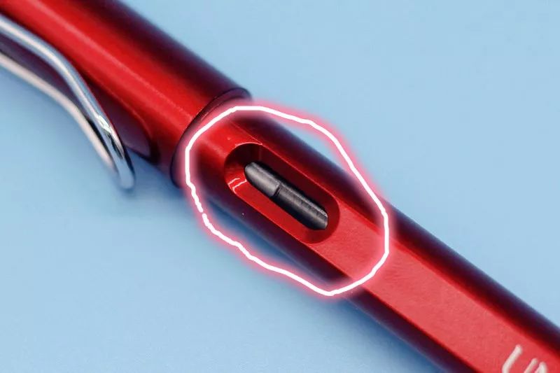 3支钢笔仅69元！顺滑笔尖、三角立体笔握，会上瘾的书写体验！一次性换墨，简单不脏手！还送36支墨囊！