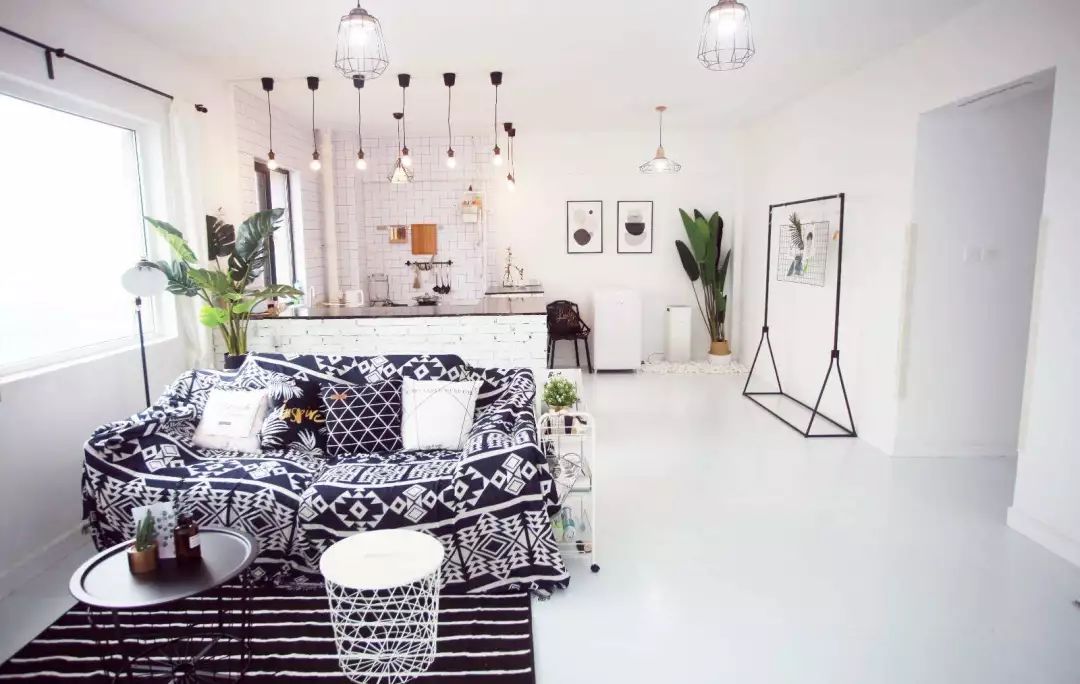 自己出门旅游，房子在家“上班”！杭州妹子全家出境旅游，空房一晚进账千元搞定旅费！