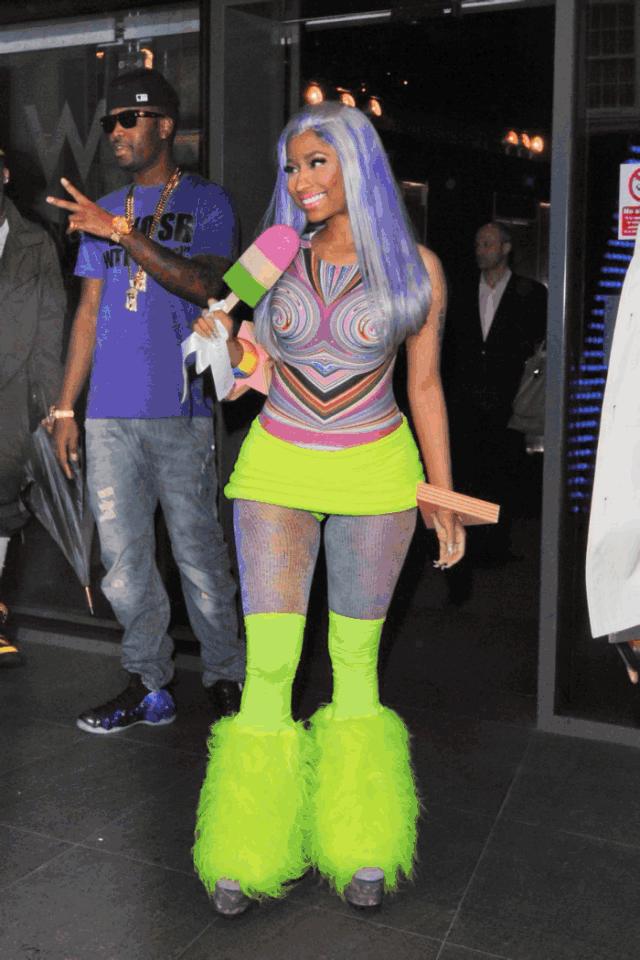 美国女明星杀人犯,女明星和杀人犯对视