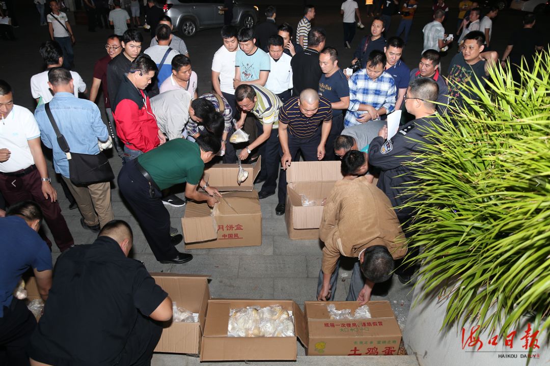 破获海南东方游戏币充值诈骗团伙案，已抓获98人，警方敦促314名电信网络诈骗嫌疑人投案自首（附照片）