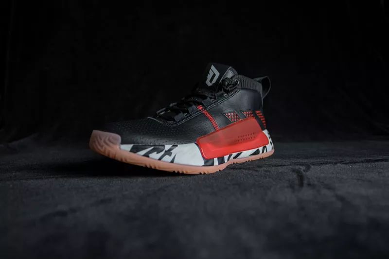 利拉德5代测评,花600买一双跑鞋值吗