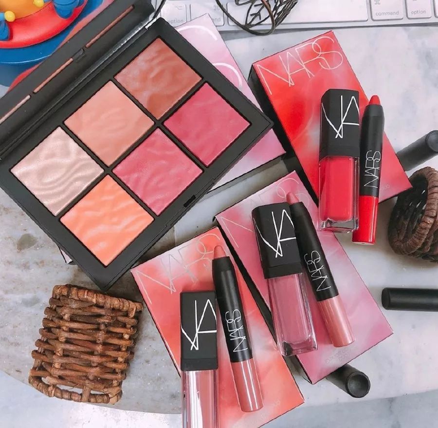 2019春装新品,春款上新简单大方时尚款