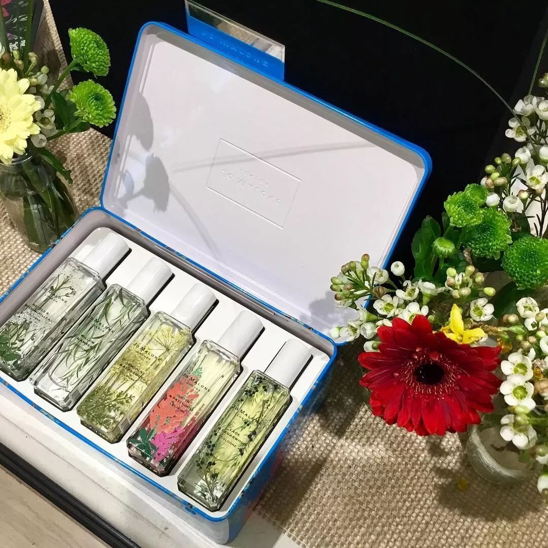 2019春装新品,春款上新简单大方时尚款