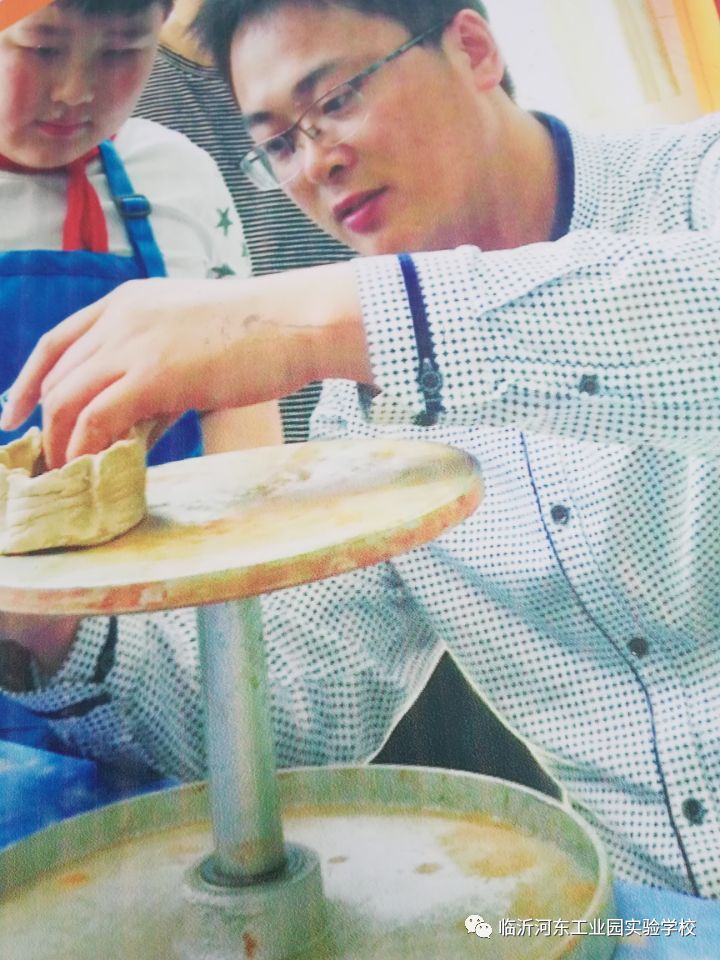 社社都精彩团团亮起来——河东工业园实验学校社团活动快乐起航