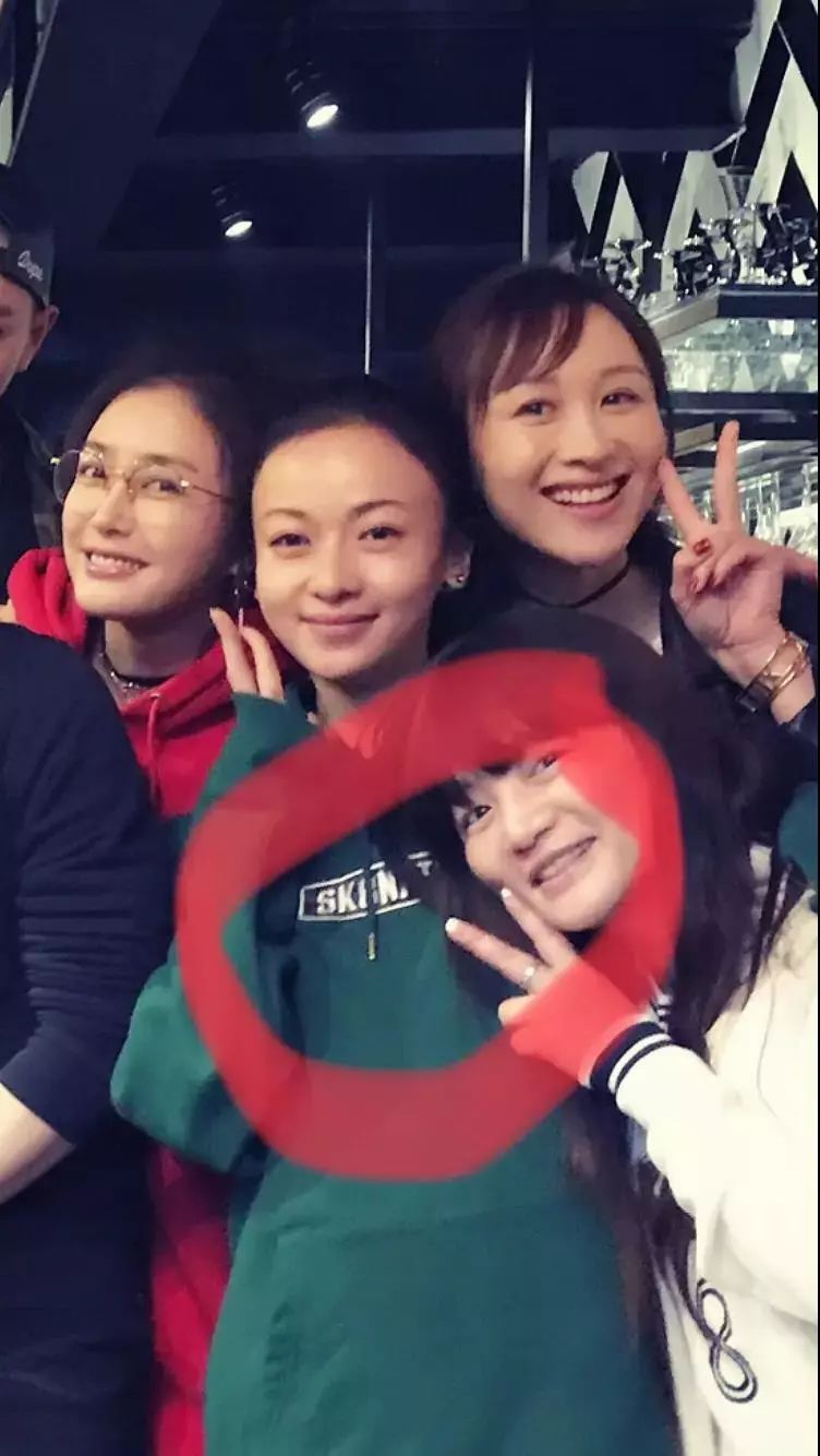 屈楚萧否认恋情神操作被打脸,否认恋情后又被网友打脸