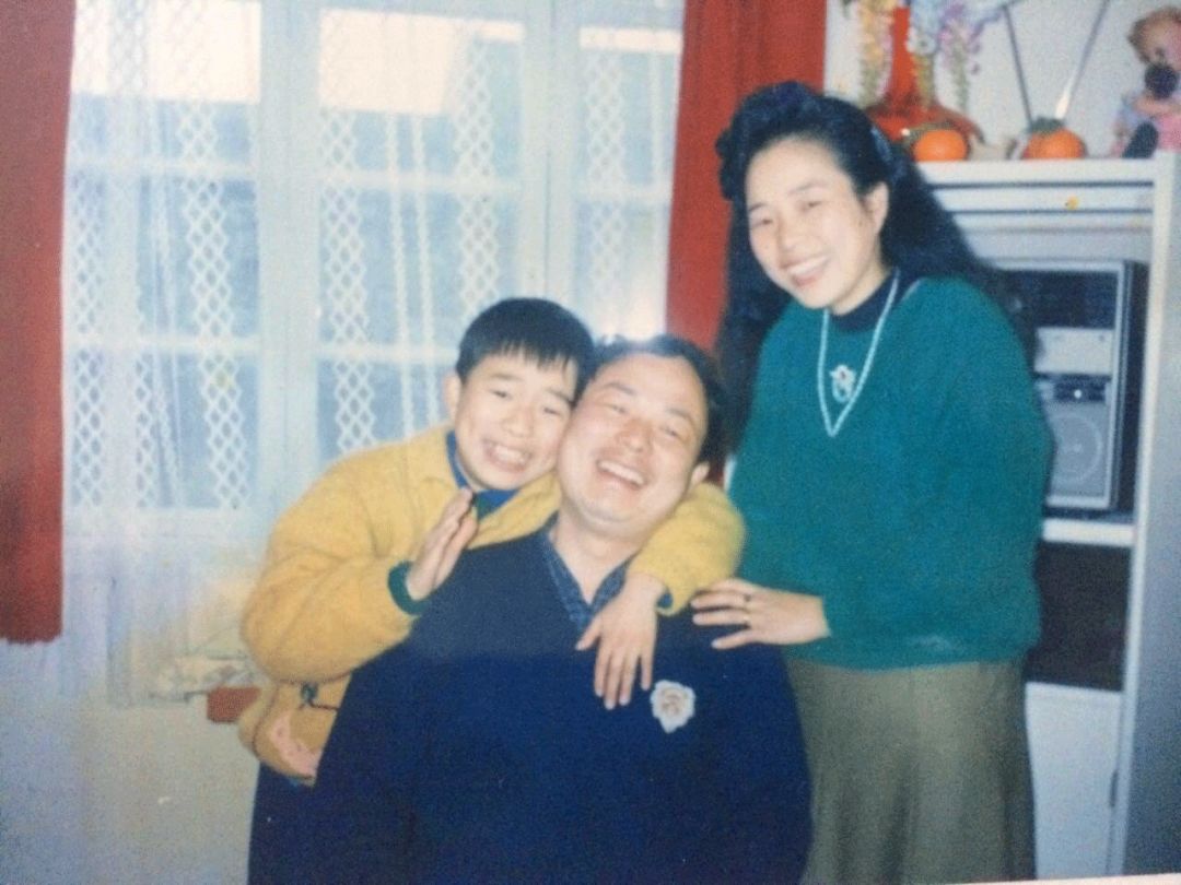 别相信那些杂志博主的，咱爸妈口中的80年代style才是真的80style