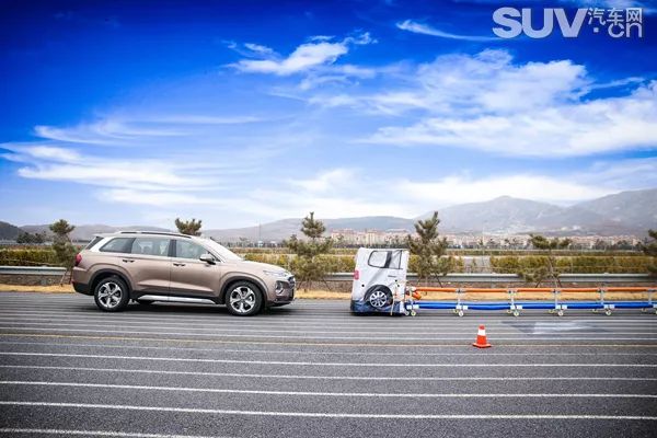 现代胜达四代多少钱,现代四代胜达改装效果图