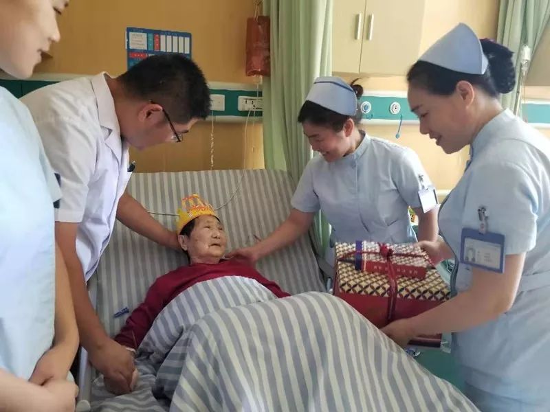 「荣誉」连二医近日喜获多项国家省市级荣誉