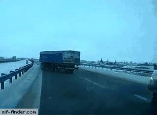 车事故原因不明能报保险吗,三者险300万撞法拉利