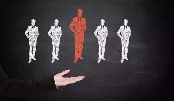 猎头挣一百万,猎头公司怎么赚钱的