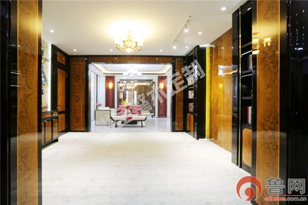 褰湥鏈ㄩ棬鍏ㄥ眿鏁磋,褰湥闂ㄤ笟