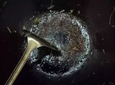 新买的锅有毒吗,新买的锅直接用了有毒