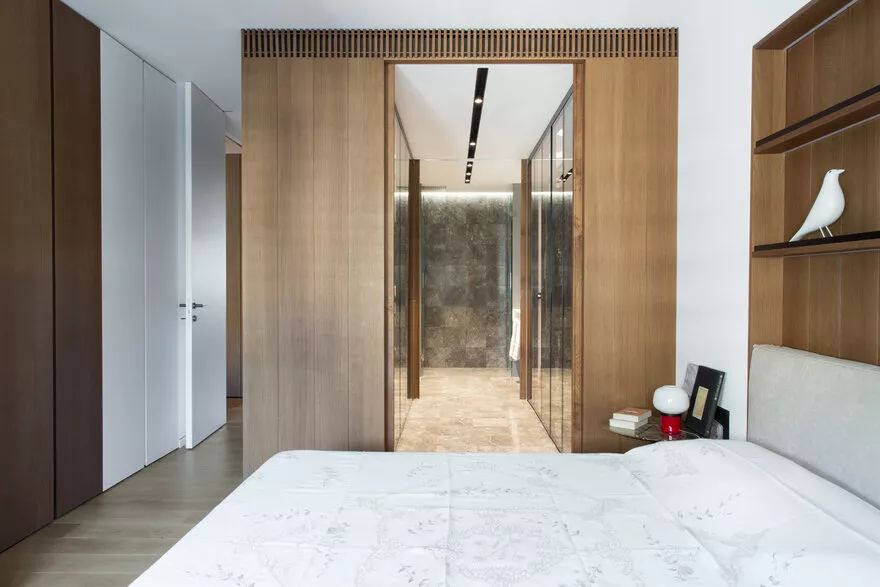 看看他家是怎么处理厨房和客厅关系的。意大利巴勒莫140㎡老房改造