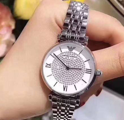 “表”白女神节|Armani满天星¥1889抢