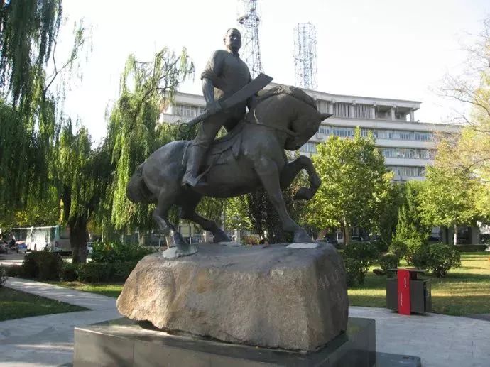 三月踏青季旅行指南,春日踏青游玩攻略