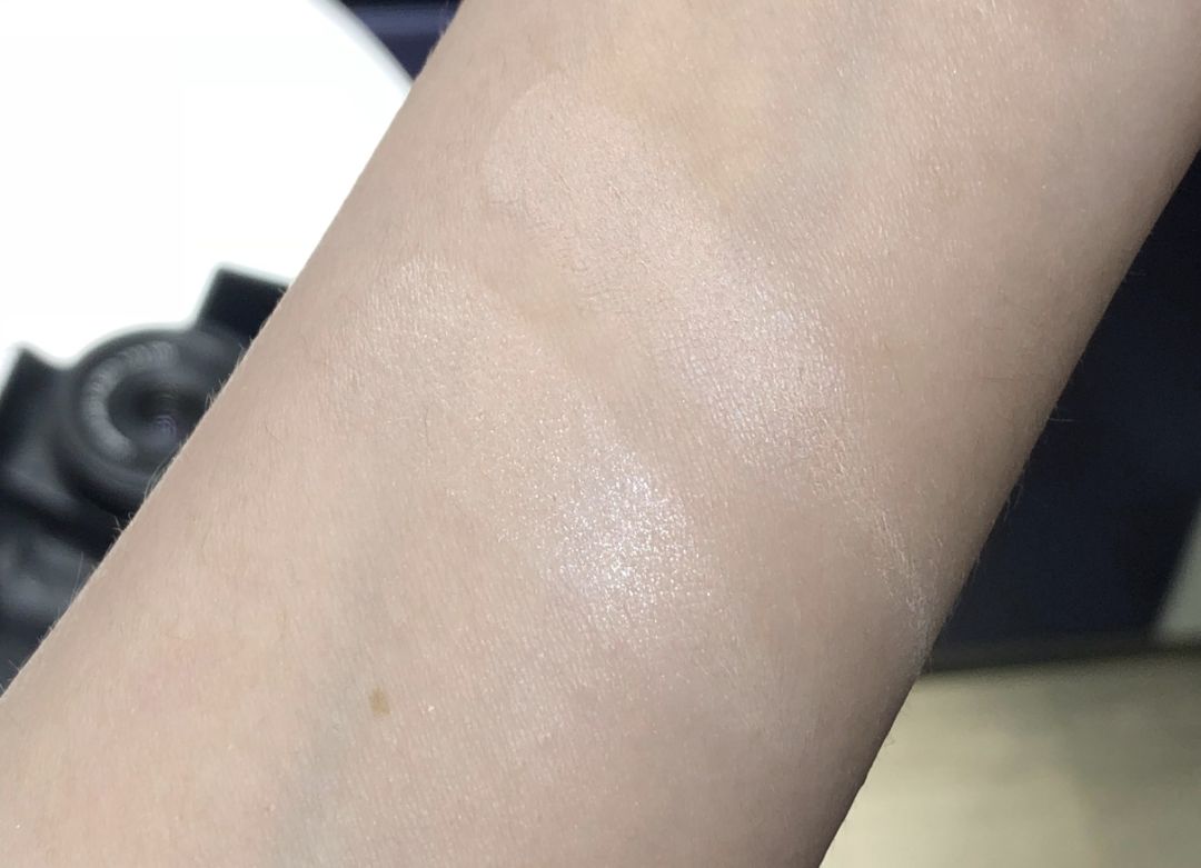 气垫粉底液粉膏选哪一个,粉条粉底膏cc