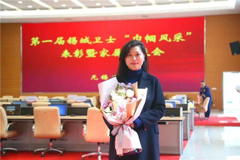 无锡市消防支队联合市妇联组织巾帼风采表彰活动