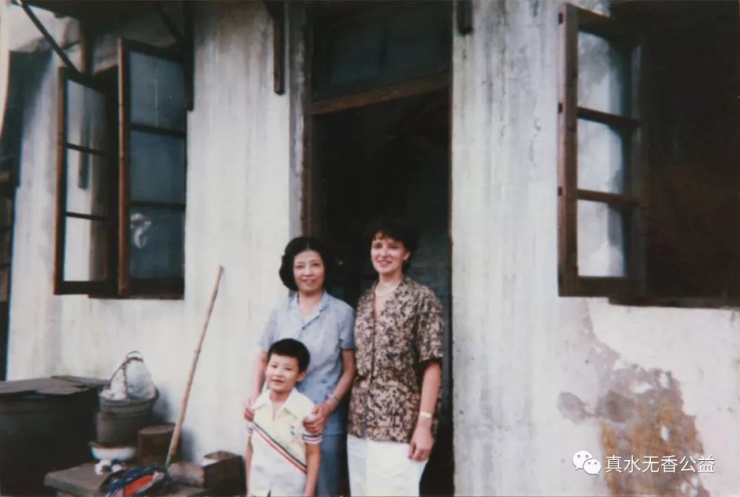 现实中的女法医对尸体尸检,中国法医解剖全过程