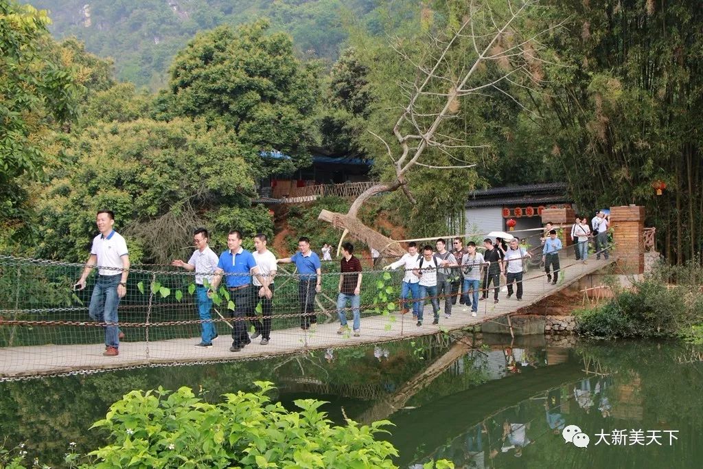 走进亲情深处,走进年味