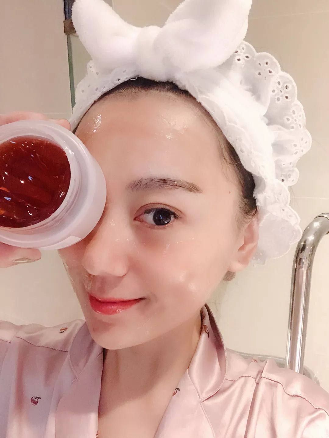 我强烈推荐这款面膜英文,适合黄皮用的美白面膜