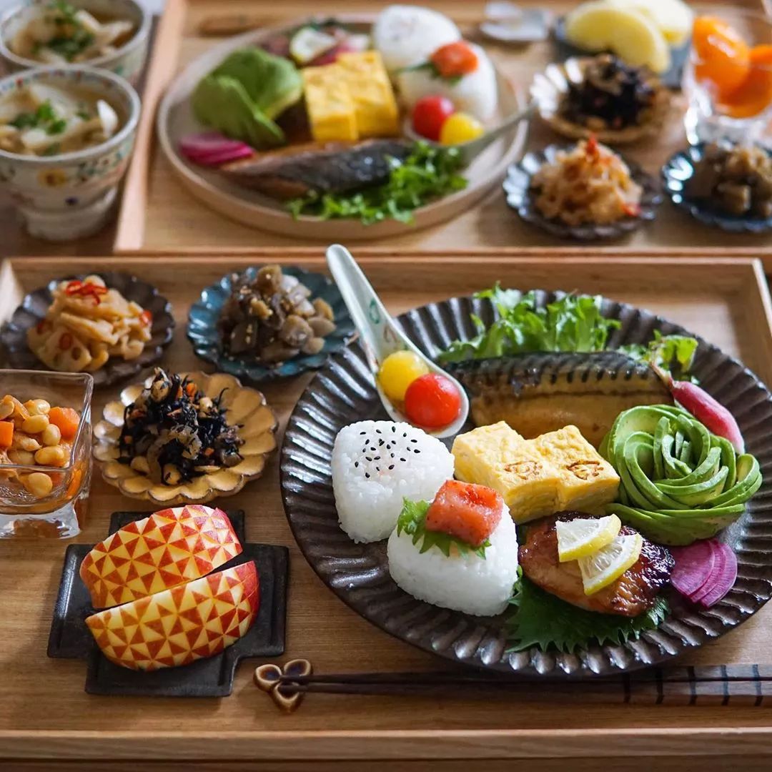 被11万网友狂求菜谱,这家人的一日三餐,为什么这么有魔力?