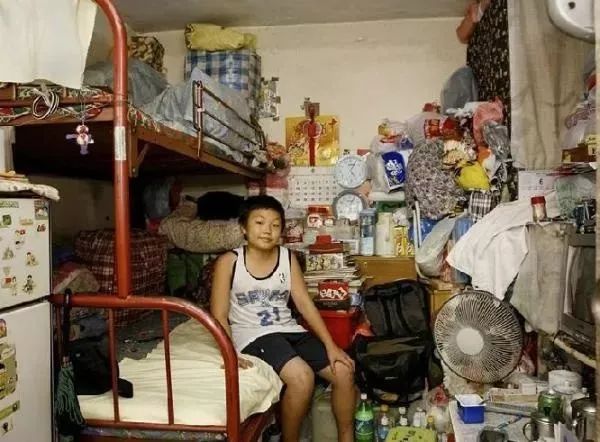 中大高材生自爆住公屋无前途？原来香港丈母娘也爱房子！