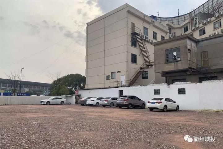 衢州道路停车收费时间,衢州4个停车场收费标准