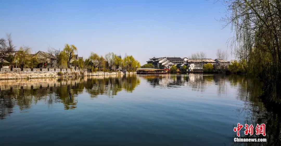 济南和青岛哪个能代表山东,济南和青岛谁的级别高