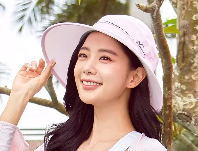 陈小春带应采儿上节目,陈小春和应采儿爸爸去哪儿秀恩爱