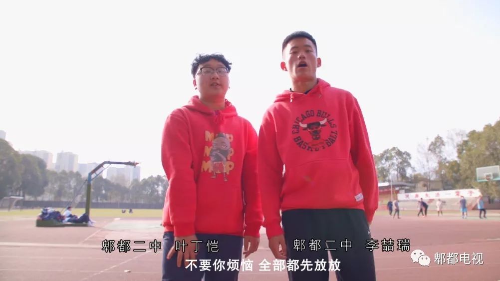 礼赞伟大祖国快闪视频,致敬祖国快闪的视频