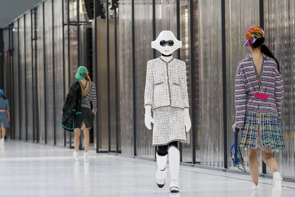 karllagerfeld为什么便宜,国际轻奢karllagerfeld