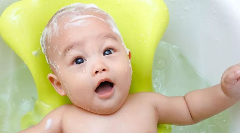 宝宝这4个地方不能太干净，频繁清洁会害了娃