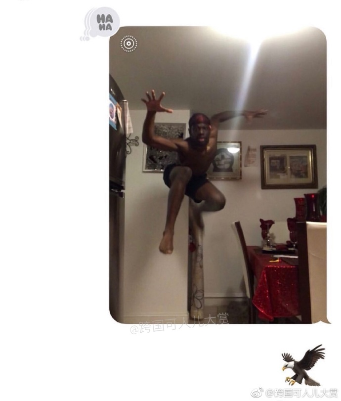 emoji吐舌头模仿挑战,emoji模仿挑战吐舌头