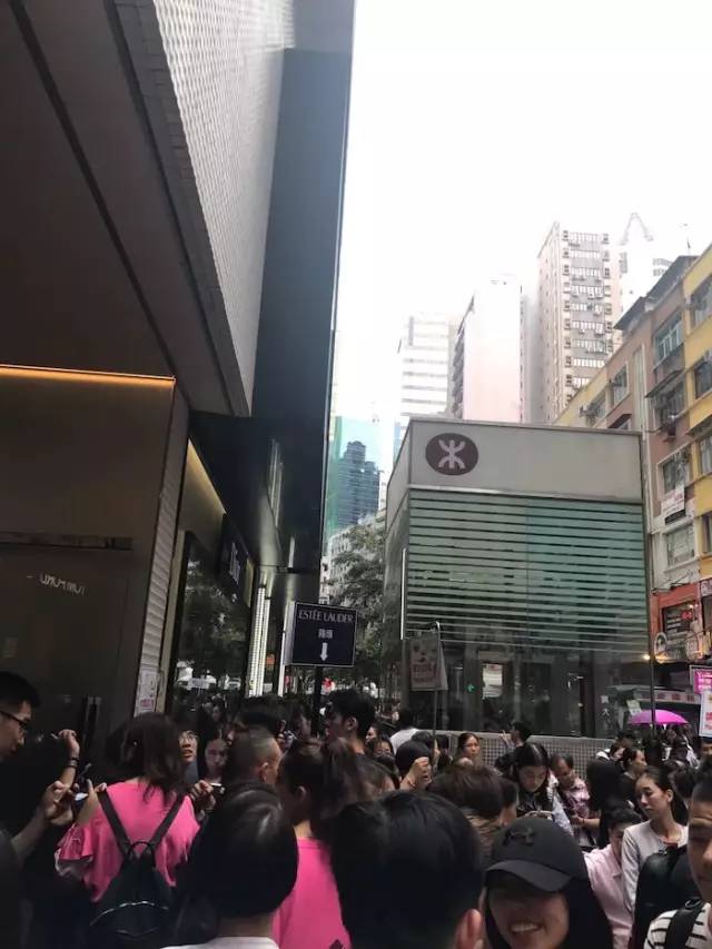 香港打折包包,最近香港商场护肤品打折汇总