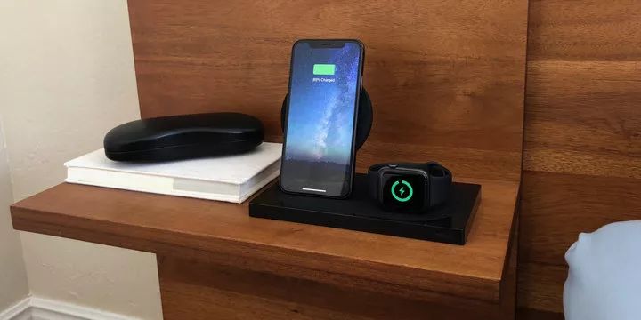 airpods2无线充电盒和普通的区别,airpods2可以无线充电吗